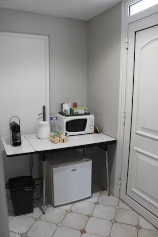 Chambre Avec Entree Independante Saint-Priest  Eksteriør billede